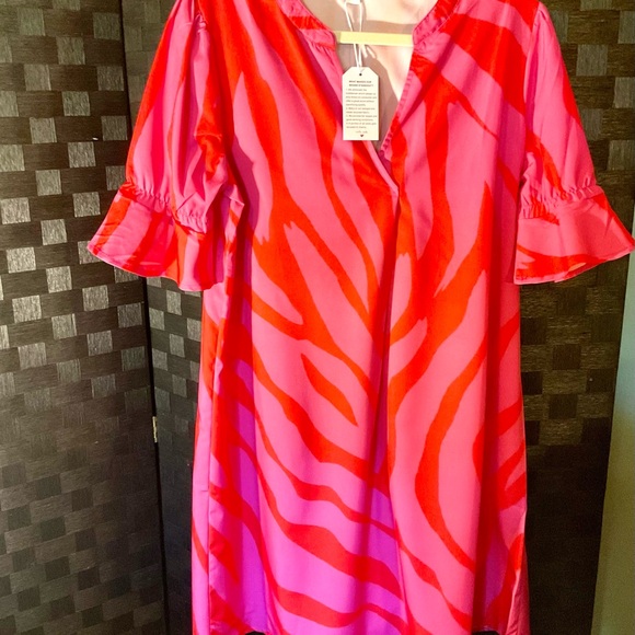 Made With ❤️ Red & Orange Zebra Print Shift Dress.   Size M.   NWT - Picture 6 of 8